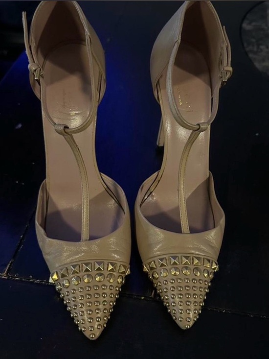 Gucci Shoes - Gucci Nude Pointed T-Strap Heels with Gold Studs
